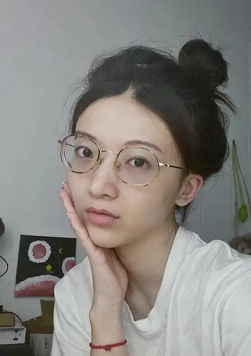 不是所有丹阳眼镜店都物美价廉镜框选的是秀智带的carin同款jane(丹阳