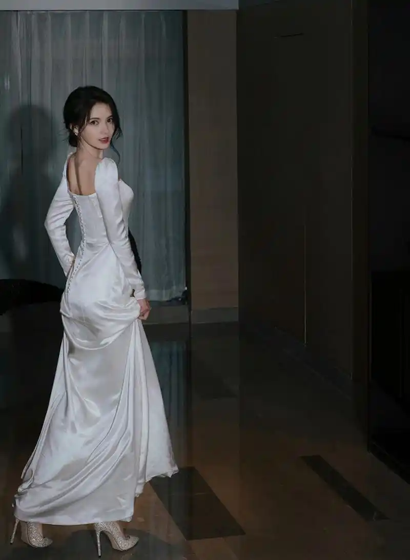 张予曦的白色礼服,nice!#度说健康