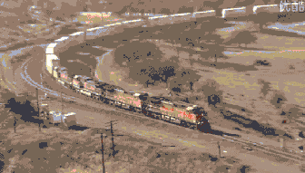 见过这么长的火车了吗?