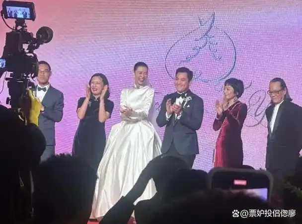 儿子大婚请动半个娱乐圈母亲却与丈夫分居已久这是什么神操作