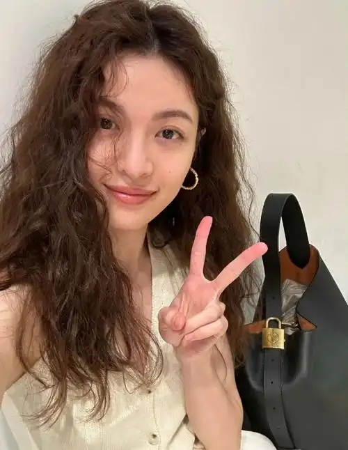 一款清凉又显发量的发型,到底有多难得?