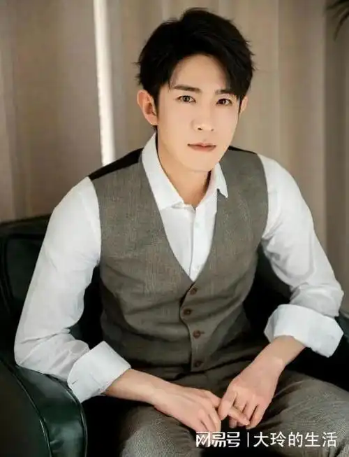 季肖冰隐婚女友怀孕曾在盗墓笔记中演小花