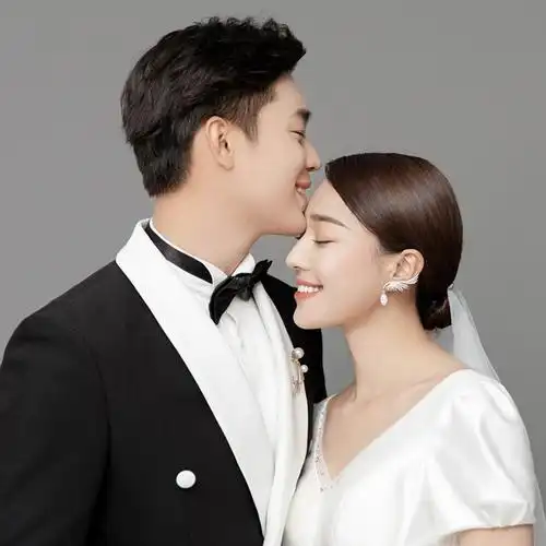 2021影楼婚纱照室内高端新款样片展会纯色文艺小清韩式客样cs033