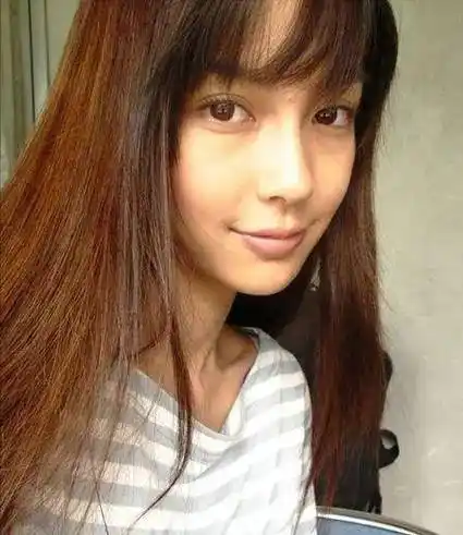 杨颖干回老本行",活成内娱最大笑话,她是如何作成这样_辛巴_郑中基