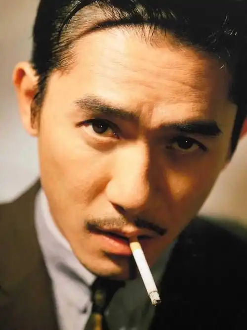 梁朝伟的眼神真的很神吗?他表演时候的眼神的特点到底是什么?