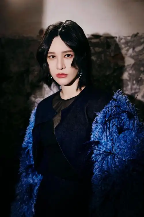 爱唱歌的大学生##尚雯婕加盟爱唱歌的大学生