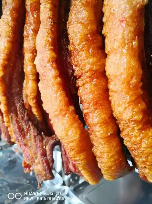 金城江 老师傅脆皮五花肉