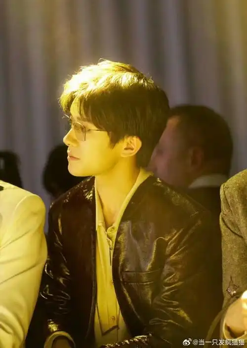 gq官宣易烊千玺