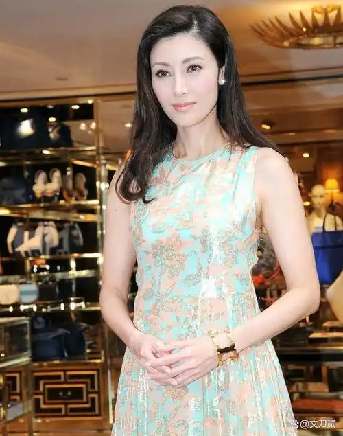 最美港姐李嘉欣的绚烂情史当了豪门女主人后人生可曾圆满