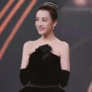 迪丽热巴同款金丝绒手套女赫本风复古优雅晚宴礼服拍照手臂套长款