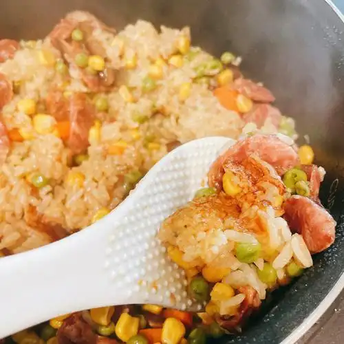 自制简易广式煲仔饭超简单做饭分享