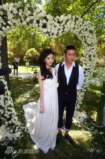 图文新妈妈发布会景甜陆毅婚礼仪式现场