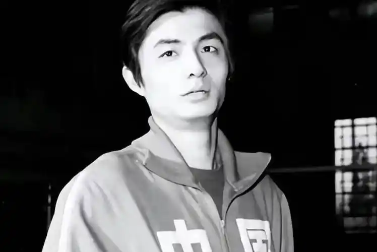 到石油大亨,分手又再婚,导演儿子要纪录汪嘉伟的人生_比赛_张瑜_邓星