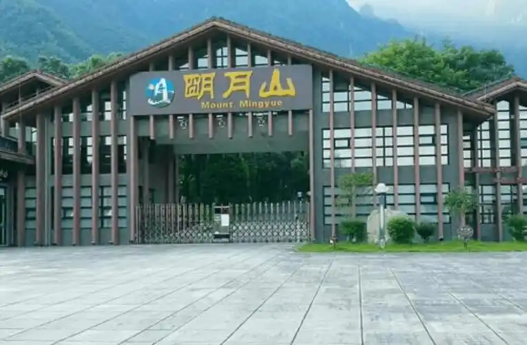 选手接驳景区福利2021明月山富硒温泉越野挑战赛