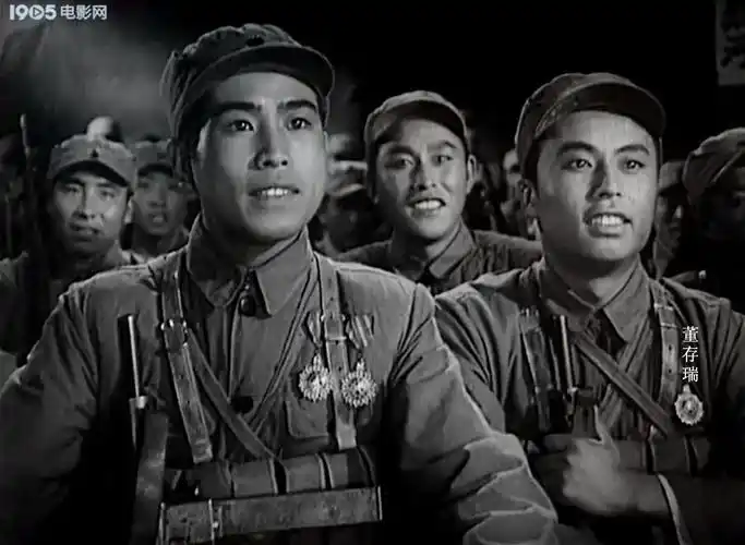 电影《战上海》,丁尼王润身主演,"向大上海前进"让人热血沸腾