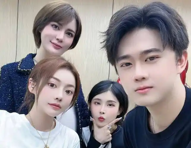 网红辛巴追回1.