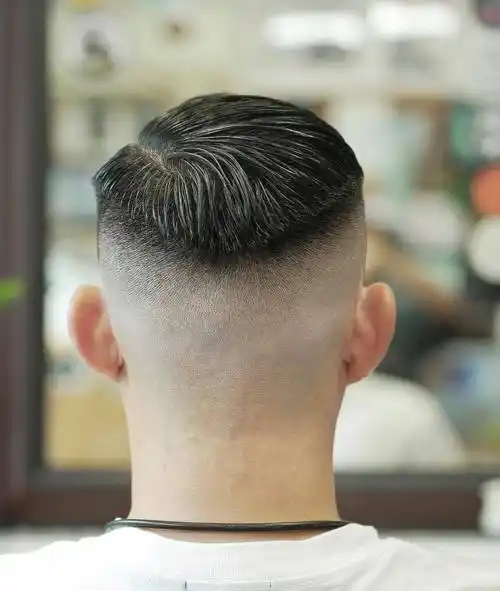 两侧铲短男发,让你帅出新高度,清爽利落还时尚