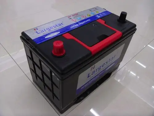 使用和保养的角度来说,无论你车上装的是免维护蓄电池还是普通蓄电池