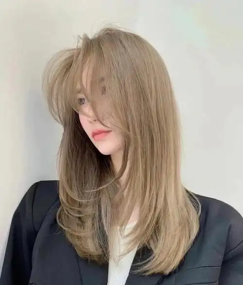 奶茶色头发   #显白发色0269♀15 一定要染一次的仙女发色93