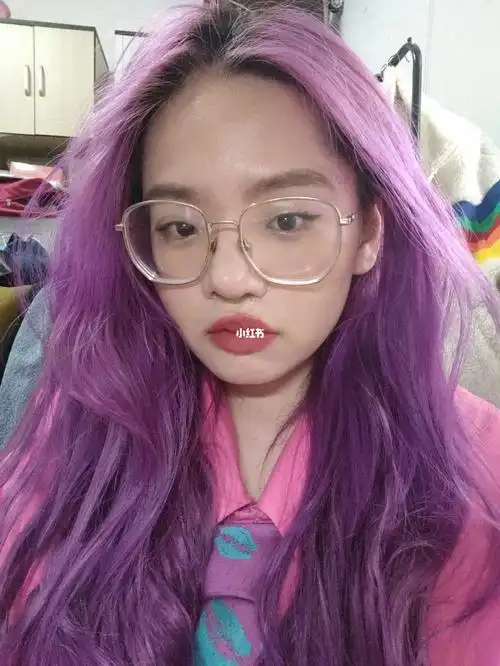 现在只能靠几张照片翻来覆去看#发色  #紫色头发