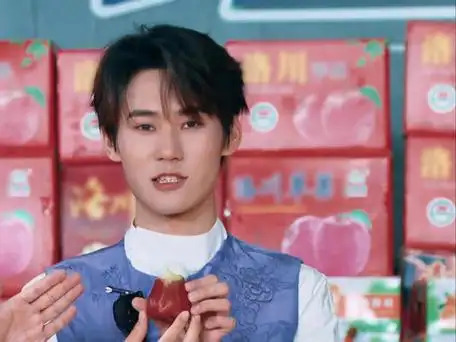 真机智boy#上爱奇艺看奔跑吧#热点:张真源开局不利 周深介绍脆山竹