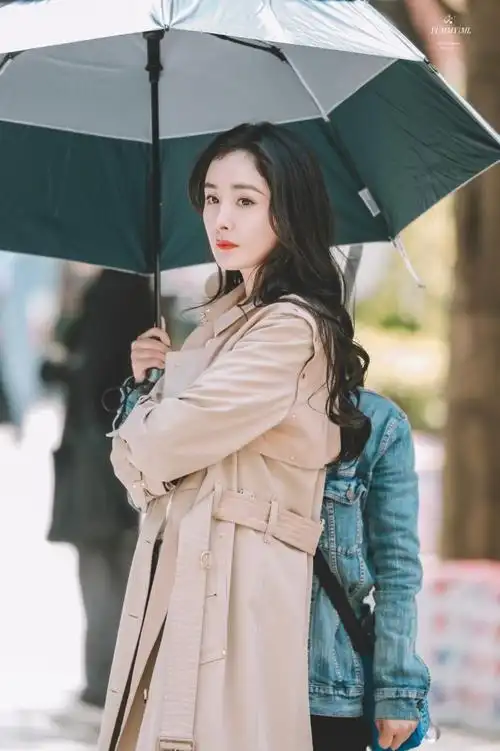 明星同款童瑶衣服夏秋新韩版宽松短款风衣外套女跨境2021春秋明星同款