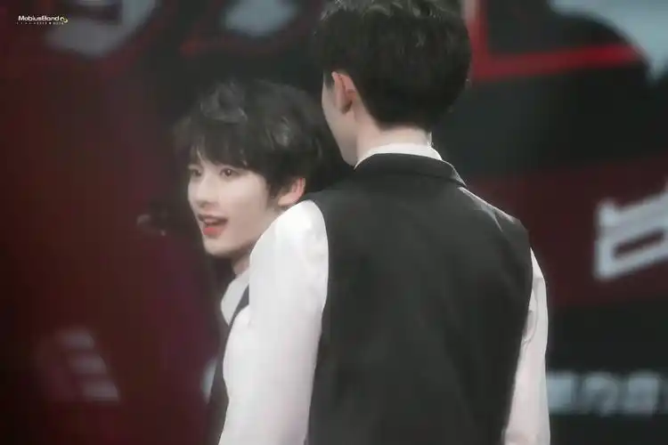 台风少年团/祺鑫/马嘉祺/丁程鑫 - 堆糖,美图壁纸兴趣社区