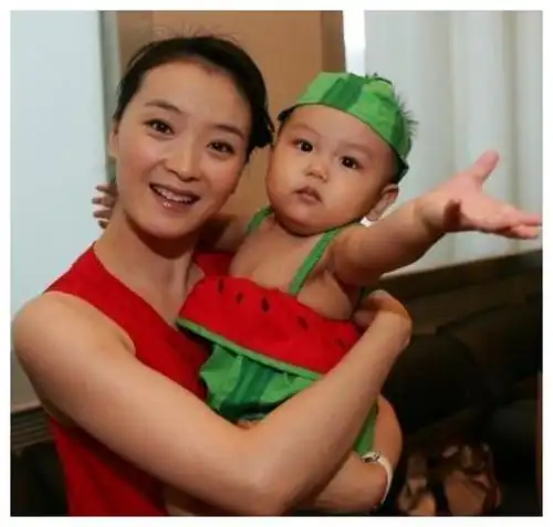 参观晴格格王艳的豪宅跟故宫只是一街之隔她家这地段寸地寸金