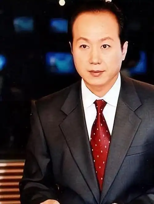 央视主持罗京:从业25年零失误,去世7年后,妻子带儿子改嫁富商