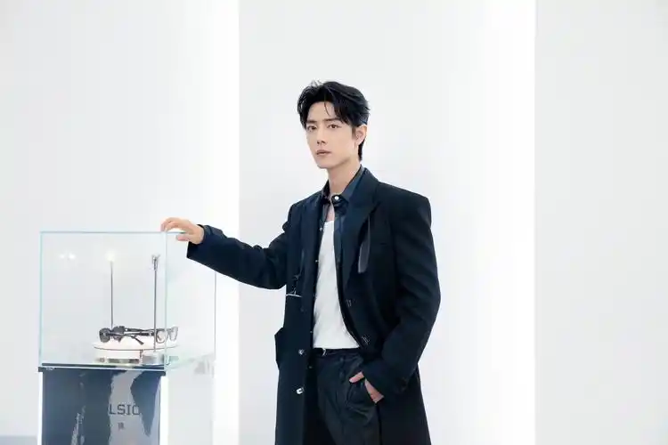 肖战活动造型大片来啦!