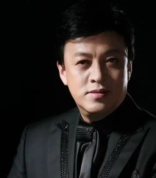 著名歌唱家吕继宏一生奉献给音乐62岁孤独一人渴望有个家