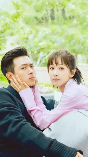 亲爱的热爱的售后来袭!杨紫李现官宣合体,身穿情侣装,甜度满分