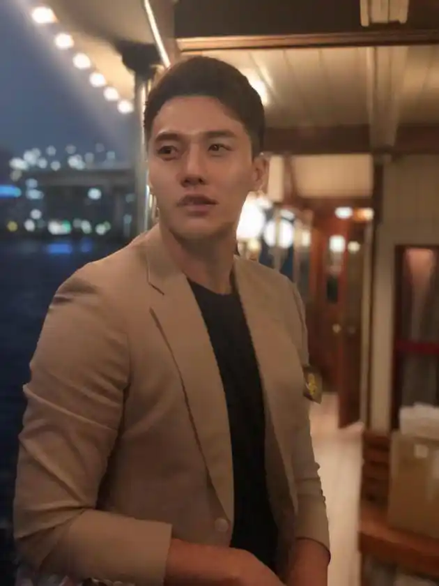 张睿家日本宣传戏剧 邮轮上与粉丝共度浪漫夜晚