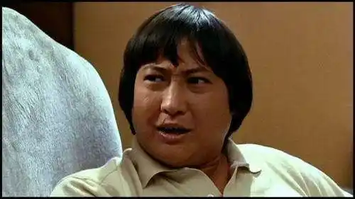 洪金宝也曾是帅气小鲜肉,功夫不输李小龙,发胖原因让人哭笑不得