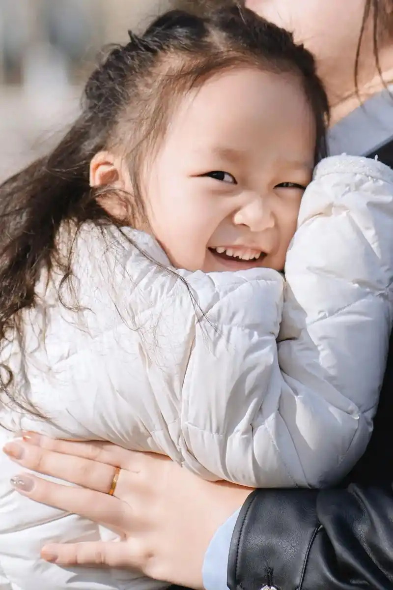 是三岁的小女孩啦❤.可爱的三岁,美好的