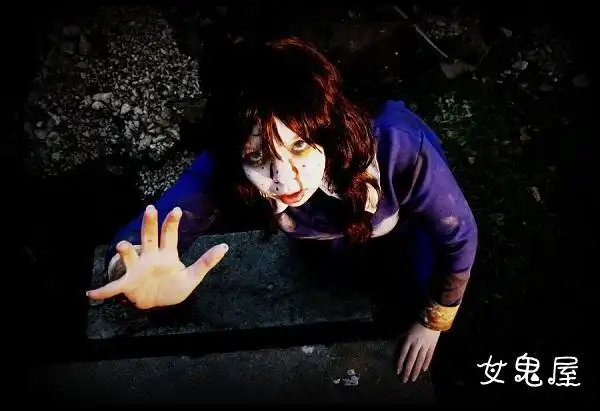 梦魇之人皮老人-恐怖鬼故事-女鬼屋