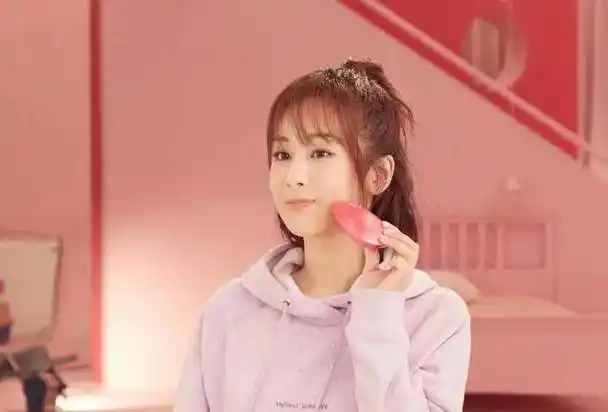 杨紫终于穿对了!