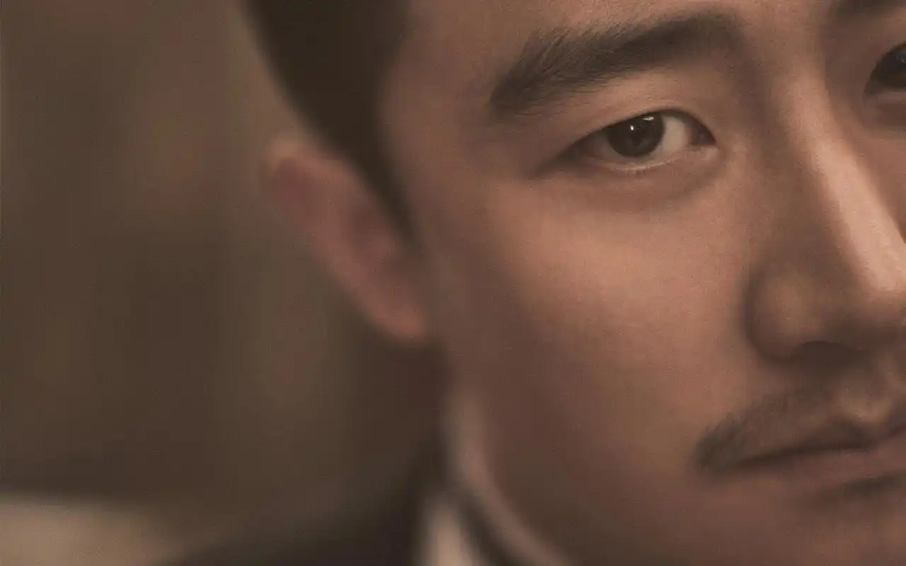 黄轩帅气写真高清电脑桌面壁纸