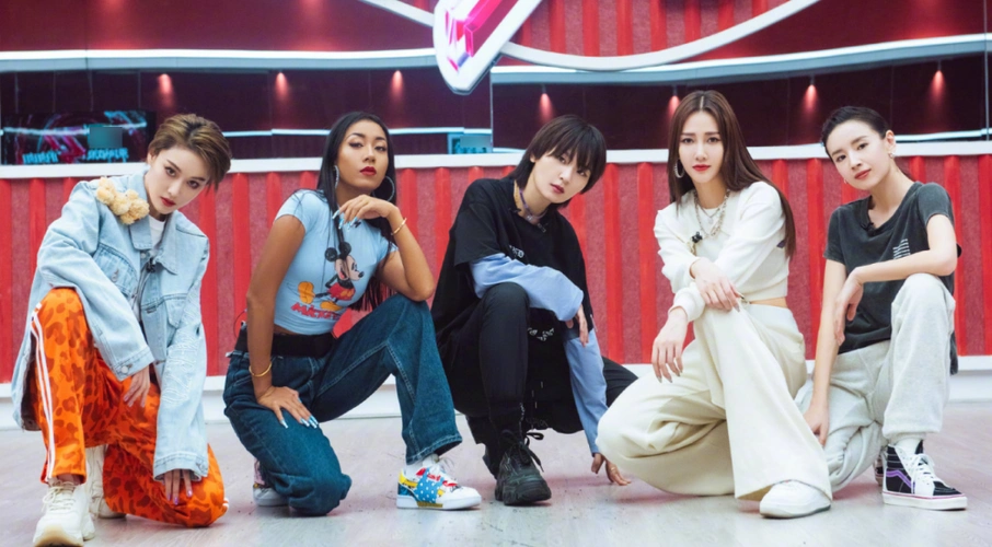 周笔畅吉克隽逸磕到了组队互相选择好甜这什么神仙友情