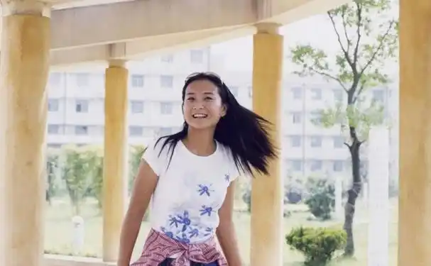 贾玲也有瘦的时候,气质美女!你能认出来吗?