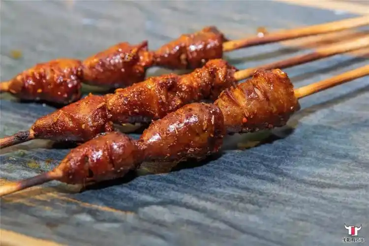 59.9元抢3人餐!人均只要20元!让你吃到凌晨还不走!_鸡心