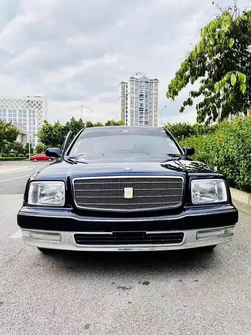 日式奢华—第二代丰田世纪v12还是那样帅!