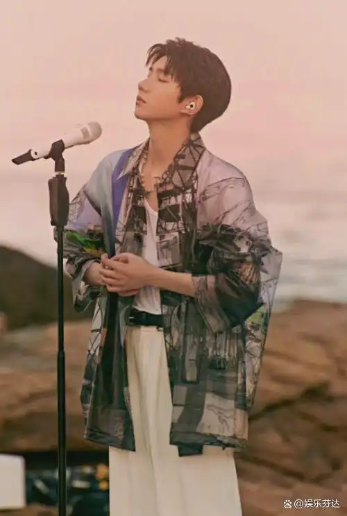 如今再看tfboys三人处境原来命运的馈赠早已注定好