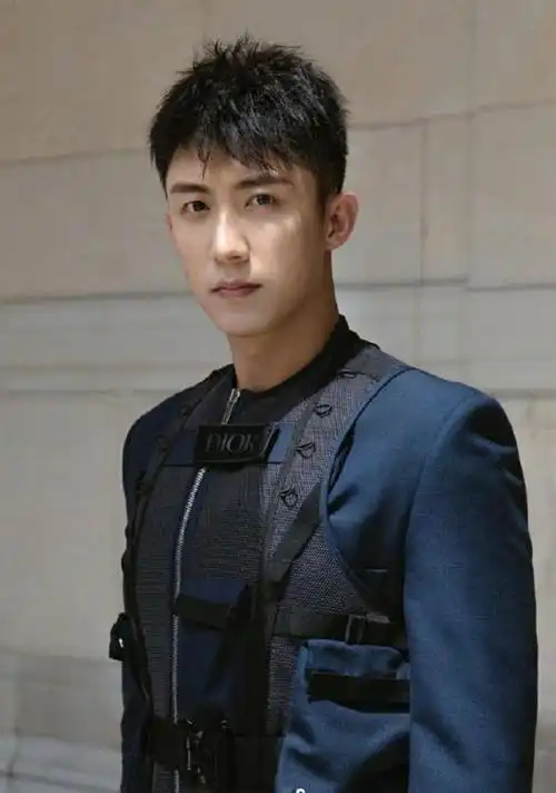 热巴和黄景瑜合作过的电视剧(热巴和黄景瑜合作什么电视剧)-星座梦城