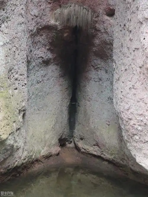 江西鹰潭龙虎山----仙女岩