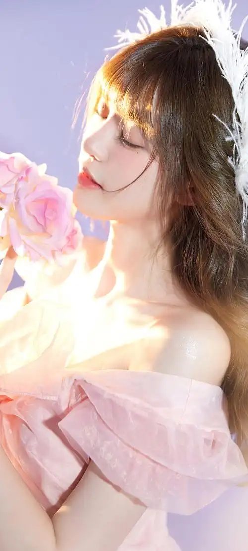 粉色裙子唯美高清美女手机壁纸