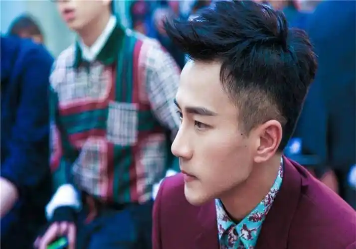 刘恺威爆瘦,与杨幂结束婚姻关系后,发展越来越差._内地_什么_生活