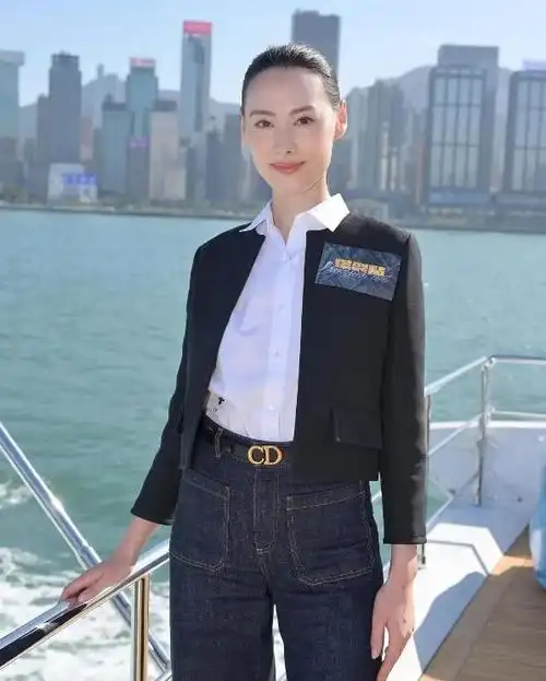 耳高于眉鼻头圆润从梁洛施郭晶晶看豪门喜欢的富贵相