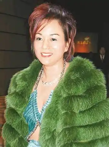 上海前首富周正毅背后的女人:毛玉萍vs杨恭如被掴事件发生后,杨恭如