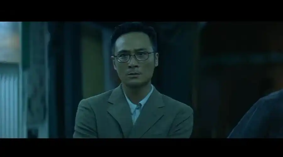 c 举报    络绎十一       倪永孝 无间道2电影截取片段-阿孝搞定罗